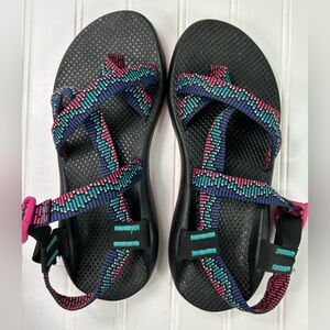 Chaco Sandals Z2 Classic Pink Black Strappy Outdoor Athletic Slip On Size 9
